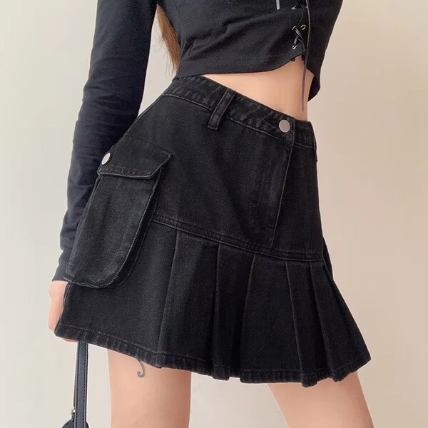 Black Denim High Waist Pleated Skirt