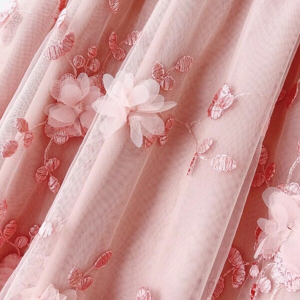 Wholesale 3 Pcs of Floral Embellished Embroidery Design Mesh Half Bodycon Dresses